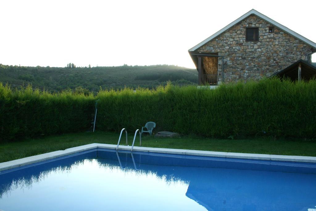 Alojamiento en entorno rural Los Trobos Villar de Otero Exterior foto